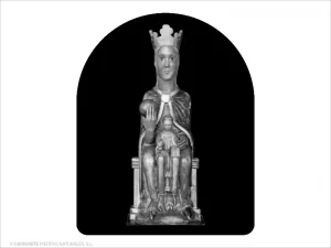 Nuestra Sra. del Tobar - Grabado cajeado en capilla