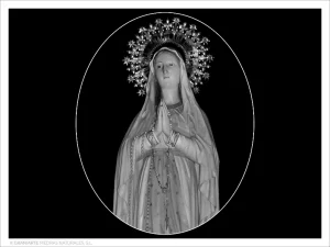 Nuestra Sra. de Lourdes - Grabado directo en óvalo